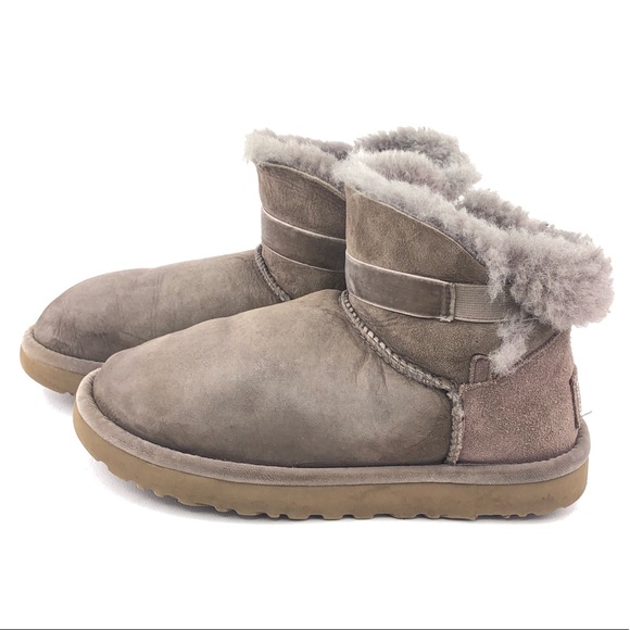 UGG Karlie Mini Sheespkin Winter Boots 7 - Picture 2 of 12